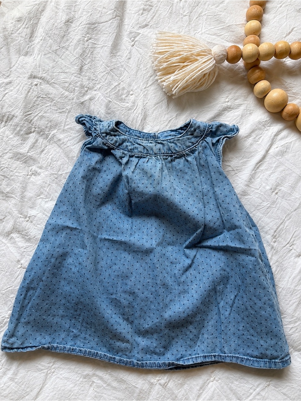 baby girls chambray polka dot dress | ruffle sleeve